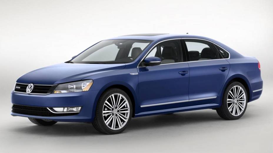 VW mostra Passat Bluemotion em Detroit | <a href="https://beta-develop.quatrorodas.abril.com.br/noticias/saloes/detroit-2014/vw-tera-passat-bluemotion-detroit-768175.shtml" rel="migration">Leia mais</a>