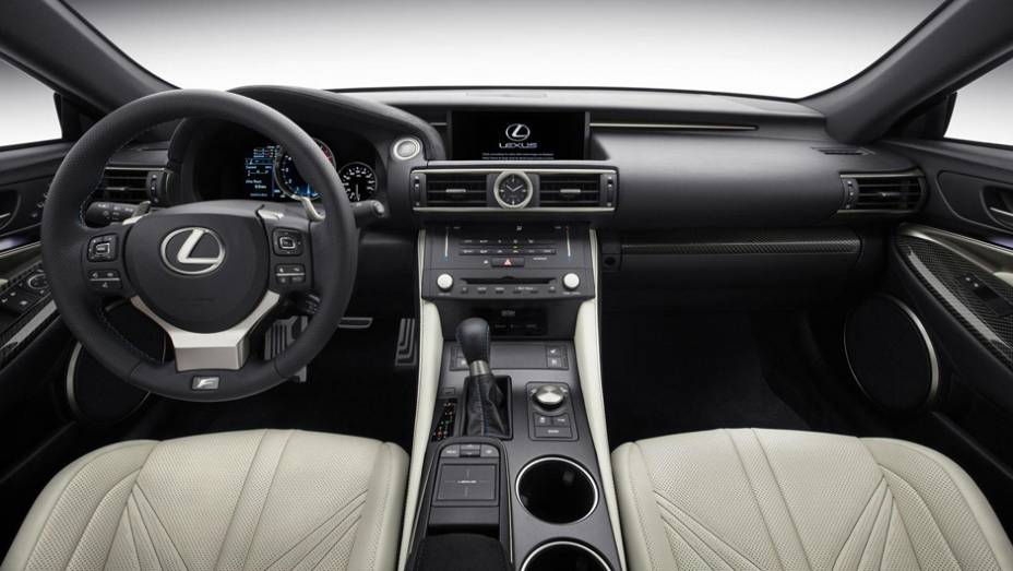 Já em rotações mais elevadas, muda para ciclo de Otto, garantindo alta performance | <a href="https://beta-develop.quatrorodas.abril.com.br/noticias/saloes/detroit-2014/lexus-expoe-rc-f-detroit-770421.shtml" rel="migration">Leia mais</a> Já em rotações mais elevadas, muda para ciclo de Otto, garantindo alta performance | <a href="https://beta-develop.quatrorodas.abril.com.br/noticias/saloes/detroit-2014/lexus-expoe-rc-f-detroit-770421.shtml" rel="migration">Leia mais</a>