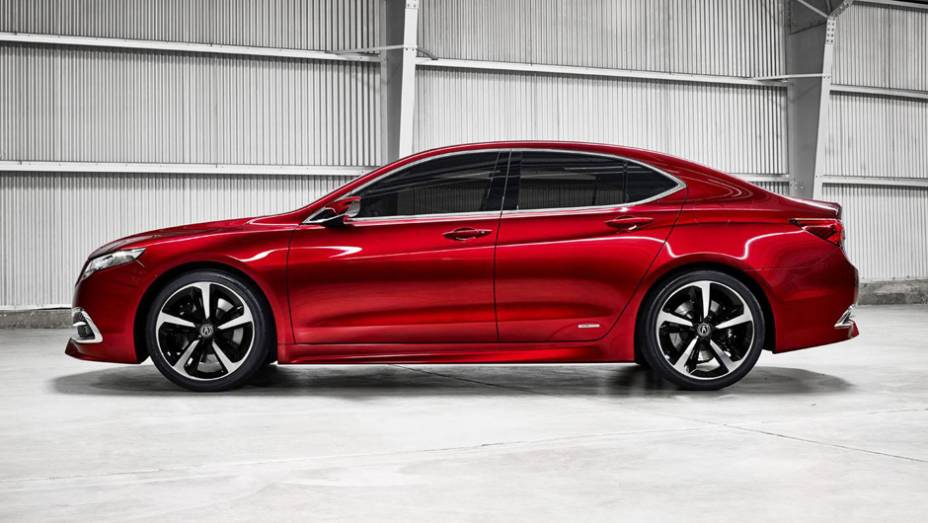 De acordo com a marca, o TLX Prototype mescla refinamento com o atleticismo de um esportivo | <a href="https://beta-develop.quatrorodas.abril.com.br/noticias/saloes/detroit-2014/acura-apresenta-tlx-prototype-770463.shtml" rel="migration">Leia mais</a>