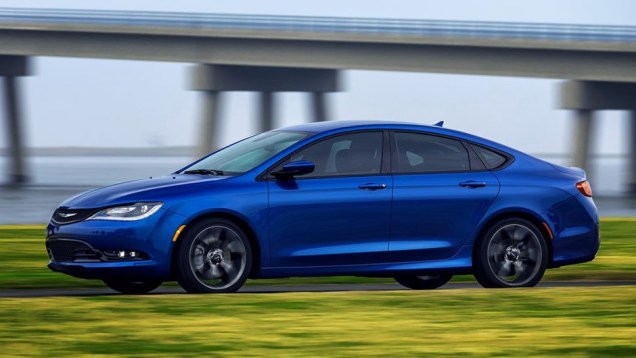 A novidade possui transmissão automática de nove velocidades | <a href="https://beta-develop.quatrorodas.abril.com.br/noticias/saloes/detroit-2014/novo-chrysler-200-faz-sua-estreia-detroit-768496.shtml" rel="migration">Leia mais</a> A novidade possui transmissão automática de nove velocidades | <a href="https://beta-develop.quatrorodas.abril.com.br/noticias/saloes/detroit-2014/novo-chrysler-200-faz-sua-estreia-detroit-768496.shtml" rel="migration">Leia mais</a>