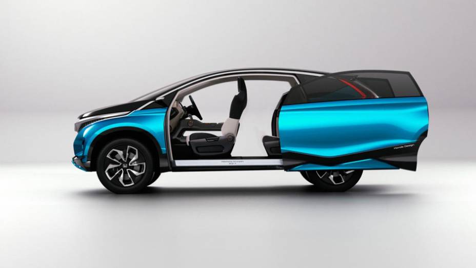 Ele prega a maximização do espaço disponível para as pessoas | <a href="https://beta-develop.quatrorodas.abril.com.br/noticias/fabricantes/honda-exibe-vision-xs-1-concept-772441.shtml" rel="migration">Leia mais</a>