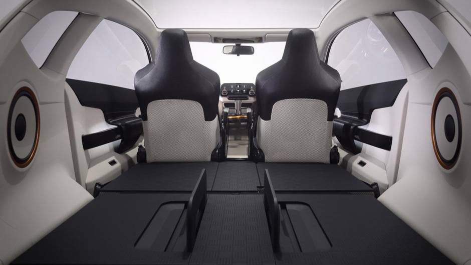 A capacidade total &eacute; para sete ocupantes | <a href="https://beta-develop.quatrorodas.abril.com.br/noticias/fabricantes/honda-exibe-vision-xs-1-concept-772441.shtml" rel="migration">Leia mais</a>