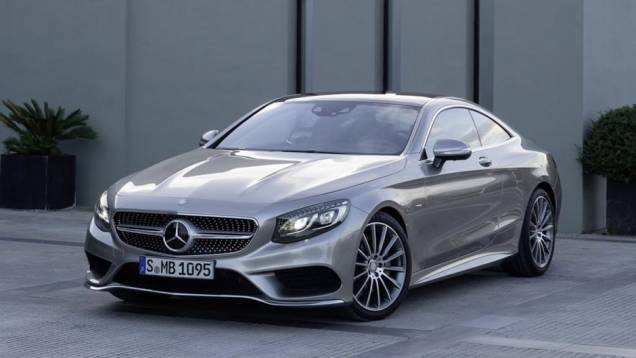 A Mercedes-Benz revelou nesta terça-feira (11) o Classe S Coupe | <a href="https://beta-develop.quatrorodas.abril.com.br/noticias/saloes/genebra-2014/mercedes-benz-apresenta-classe-s-coupe-772971.shtml" rel="migration">Leia mais</a> A Mercedes-Benz revelou nesta terça-feira (11) o Classe S Coupe | <a href="https://beta-develop.quatrorodas.abril.com.br/noticias/saloes/genebra-2014/mercedes-benz-apresenta-classe-s-coupe-772971.shtml" rel="migration">Leia mais</a>