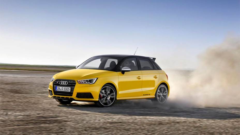 Lançamento da Audi conta com uma carroceria um pouco mais agressiva, com destaque para os para-choques e saias laterais mais avantajados | <a href="https://beta-develop.quatrorodas.abril.com.br/noticias/saloes/genebra-2014/audi-lanca-oficialmente-s1-s1-sportback-2014-7" rel="migration"></a> Lançamento da Audi conta com uma carroceria um pouco mais agressiva, com destaque para os para-choques e saias laterais mais avantajados | <a href="https://beta-develop.quatrorodas.abril.com.br/noticias/saloes/genebra-2014/audi-lanca-oficialmente-s1-s1-sportback-2014-7" rel="migration"></a>