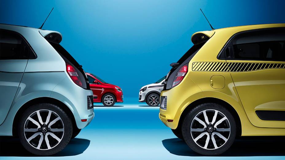 Renault prometeu que o motor traseiro vai entregar uma agilidade impressionante | <a href="https://beta-develop.quatrorodas.abril.com.br/noticias/saloes/genebra-2014/renault-confirma-motorizacao-twingo-775341.shtml" rel="migration">Leia mais</a>