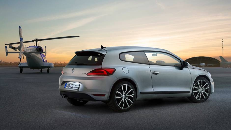 O modelo passou por facelift e algumas modificações técnicas | <a href="https://beta-develop.quatrorodas.abril.com.br/noticias/saloes/genebra-2014/volkswagen-mostra-facelift-scirocco-773695.shtml" rel="migration">Leia mais</a> O modelo passou por facelift e algumas modificações técnicas | <a href="https://beta-develop.quatrorodas.abril.com.br/noticias/saloes/genebra-2014/volkswagen-mostra-facelift-scirocco-773695.shtml" rel="migration">Leia mais</a>