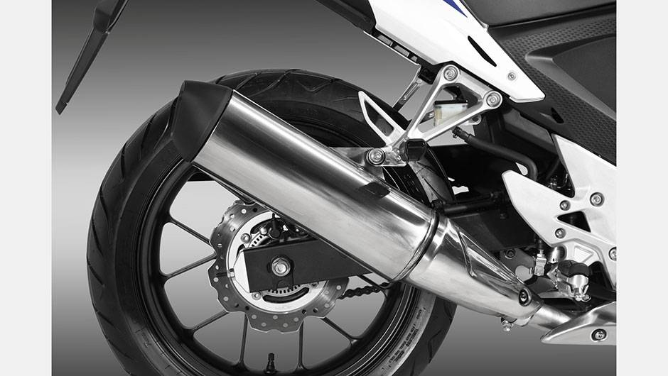 Detalhe do escape | <a href="https://beta-develop.quatrorodas.abril.com.br/moto/noticias/honda-inicia-vendas-cbr-500r-brasil-773679.shtml" rel="migration">Leia mais</a> Detalhe do escape | <a href="https://beta-develop.quatrorodas.abril.com.br/moto/noticias/honda-inicia-vendas-cbr-500r-brasil-773679.shtml" rel="migration">Leia mais</a>