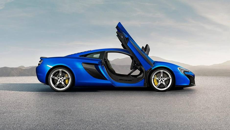 O "650" do nome do esportivo é derivado da potência oferecida pelo motor 3.8 V8 (650 cv), enquanto o "S" é a redução de "Sport" | <a href="https://beta-develop.quatrorodas.abril.com.br/noticias/saloes/genebra-2014/mclaren-oficializa-650-s-773742.shtml" rel="migration">Leia mais</a> O "650" do nome do esportivo é derivado da potência oferecida pelo motor 3.8 V8 (650 cv), enquanto o "S" é a redução de "Sport" | <a href="https://beta-develop.quatrorodas.abril.com.br/noticias/saloes/genebra-2014/mclaren-oficializa-650-s-773742.shtml" rel="migration">Leia mais</a>