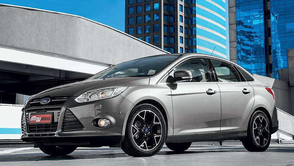 Ford Focus ocupa primeiro lugar na lista com mais de 1 milh&atilde;o de unidades vendidas em 2013 | <a href="https://beta-develop.quatrorodas.abril.com.br/noticias/mercado/ford-focus-ocupa-primeiro-lugar-lista-carros-mais-vendidos-mundo-774188.shtml" rel="migration">Leia mais</a>
