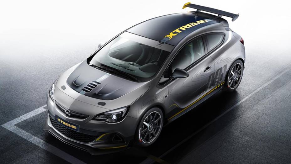 Trata-se do mais rápido Astra já produzido e legalizado para as ruas | <a href="https://beta-develop.quatrorodas.abril.com.br/noticias/saloes/genebra-2014/opel-mostra-astra-opc-extreme-detalhes-774644.shtml" rel="migration">Leia mais</a>