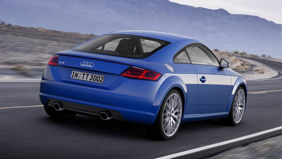 O novo TT utiliza a plataforma MQB do grupo Volkswagen, chegando a um peso final de 1.230 kg, 50 kg mais leve que o antecessor | <a href="https://beta-develop.quatrorodas.abril.com.br/noticias/saloes/genebra-2014/audi-apresenta-novo-tt-775222.shtml" rel="migration">Leia mais</a> O novo TT utiliza a plataforma MQB do grupo Volkswagen, chegando a um peso final de 1.230 kg, 50 kg mais leve que o antecessor | <a href="https://beta-develop.quatrorodas.abril.com.br/noticias/saloes/genebra-2014/audi-apresenta-novo-tt-775222.shtml" rel="migration">Leia mais</a>