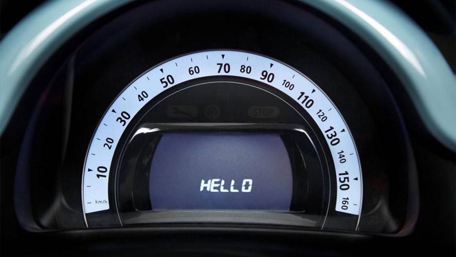 Painel de instrumentos bastante objetivo | <a href="https://beta-develop.quatrorodas.abril.com.br/noticias/saloes/genebra-2014/renault-confirma-motorizacao-twingo-775341.shtml" rel="migration">Leia mais</a> Painel de instrumentos bastante objetivo | <a href="https://beta-develop.quatrorodas.abril.com.br/noticias/saloes/genebra-2014/renault-confirma-motorizacao-twingo-775341.shtml" rel="migration">Leia mais</a>