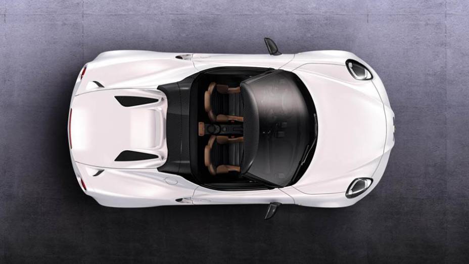 As modificações necessárias para "tirar o teto" do 4C renderam apenas 60 kg a mais ao modelo. A Alfa Romeo utilizou teto de lona, com estrutura em fibra de carbono | <a href="https://beta-develop.quatrorodas.abril.com.br/noticias/saloes/genebra-2014/alfa-romeo-apresent" rel="migration"></a> As modificações necessárias para "tirar o teto" do 4C renderam apenas 60 kg a mais ao modelo. A Alfa Romeo utilizou teto de lona, com estrutura em fibra de carbono | <a href="https://beta-develop.quatrorodas.abril.com.br/noticias/saloes/genebra-2014/alfa-romeo-apresent" rel="migration"></a>