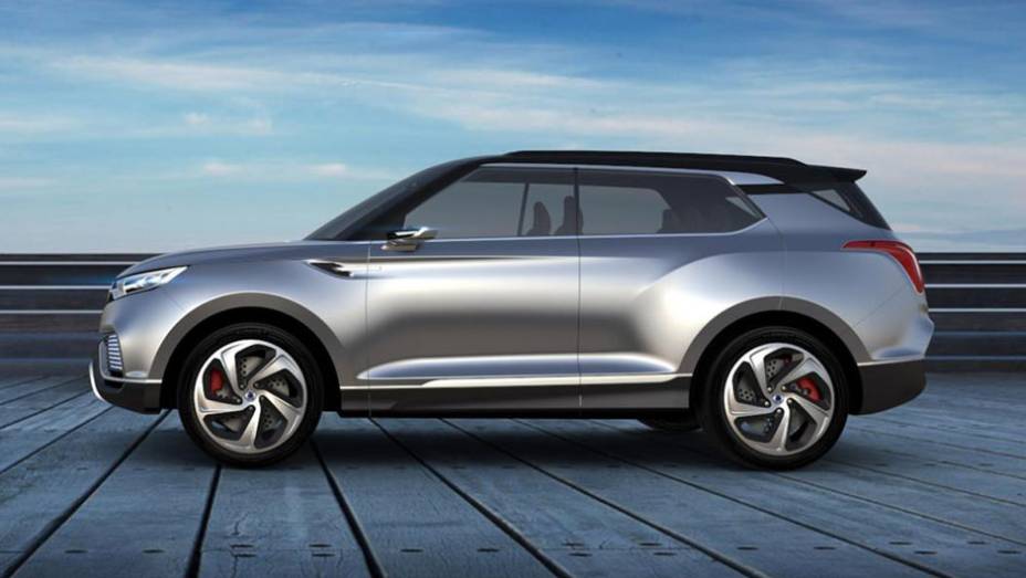 O conceito é descrito pela marca como sendo um carro "multi-função" | <a href="https://beta-develop.quatrorodas.abril.com.br/noticias/saloes/genebra-2014/ssangyong-revela-xlv-concept-salao-genebra-772555.shtml" rel="migration">Leia mais</a>