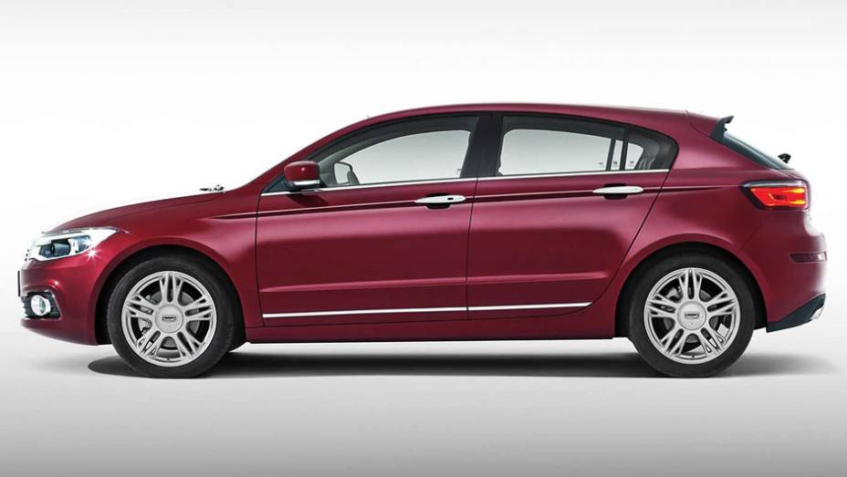 Baseado no 3 Sedan, mantendo, inclusive, o mesmo espa&ccedil;o entre-eixos, o modelo chegar&aacute; ao mercado europeu no fim de 2014 | <a href="https://beta-develop.quatrorodas.abril.com.br/noticias/saloes/genebra-2014/qoros-3-hatch-exibido-ao-publico-775442.shtml" rel="migration">Leia mais</a>