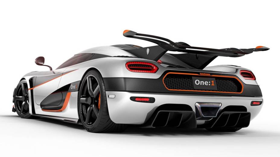 Supercarro entrega aproximadamente 1.400 cavalos de pot&ecirc;ncia | <a href="https://beta-develop.quatrorodas.abril.com.br/noticias/saloes/genebra-2014/koenigsegg-apresentara-carro-1-341-cavalos-potencia-774972.shtml" rel="migration">Leia mais</a>