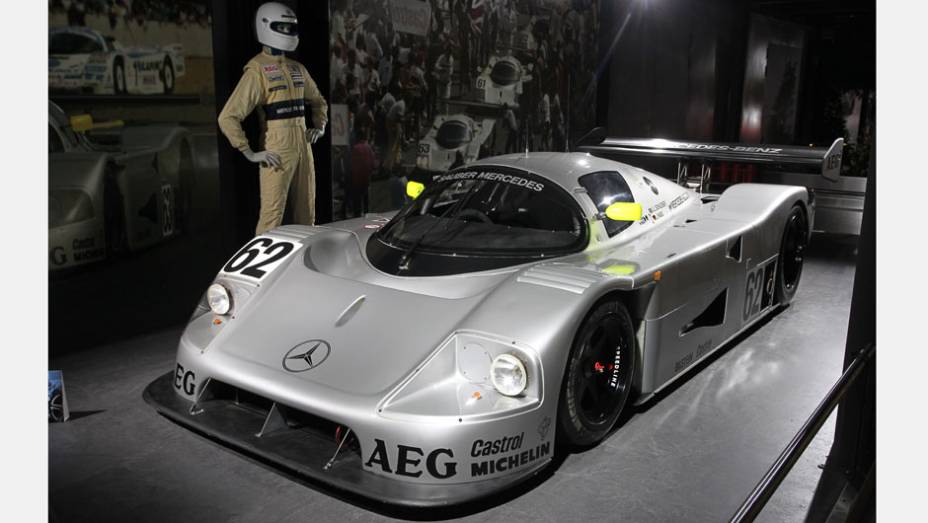 Sauber Mercedes (1989) | <a href="https://beta-develop.quatrorodas.abril.com.br/noticias/saloes/genebra-2014/salao-genebra-exibe-bolidos-le-mans-775992.shtml" rel="migration">Leia mais</a> | <a href="https://beta-develop.quatrorodas.abril.com.br/noticias/saloes/genebra-2014/" rel="migration">Confira tudo sobre o S</a> Sauber Mercedes (1989) | <a href="https://beta-develop.quatrorodas.abril.com.br/noticias/saloes/genebra-2014/salao-genebra-exibe-bolidos-le-mans-775992.shtml" rel="migration">Leia mais</a> | <a href="https://beta-develop.quatrorodas.abril.com.br/noticias/saloes/genebra-2014/" rel="migration">Confira tudo sobre o S</a>