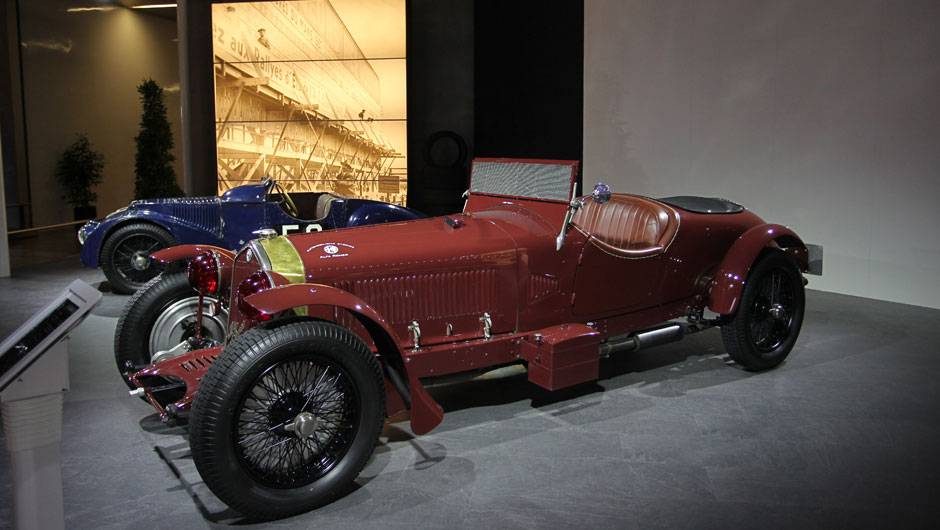 Alfa Romeo 8C Type Le Mans (1933) | <a href="https://beta-develop.quatrorodas.abril.com.br/noticias/saloes/genebra-2014/salao-genebra-exibe-bolidos-le-mans-775992.shtml" rel="migration">Leia mais</a> | <a href="https://beta-develop.quatrorodas.abril.com.br/noticias/saloes/genebra-2014/" rel="migration">Confira tud</a> Alfa Romeo 8C Type Le Mans (1933) | <a href="https://beta-develop.quatrorodas.abril.com.br/noticias/saloes/genebra-2014/salao-genebra-exibe-bolidos-le-mans-775992.shtml" rel="migration">Leia mais</a> | <a href="https://beta-develop.quatrorodas.abril.com.br/noticias/saloes/genebra-2014/" rel="migration">Confira tud</a>