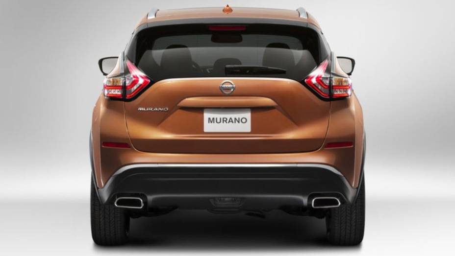 Sua força continua proveniente do motor VQ-Series 3.5 V6 de 260 cavalos de potência e 33,2 mkgf de torque | <a href="%20https://beta-develop.quatrorodas.abril.com.br/noticias/fabricantes/nissan-murano-2015-sera-mostrado-nova-york-779763.shtml" rel="migration">Leia mais</a>