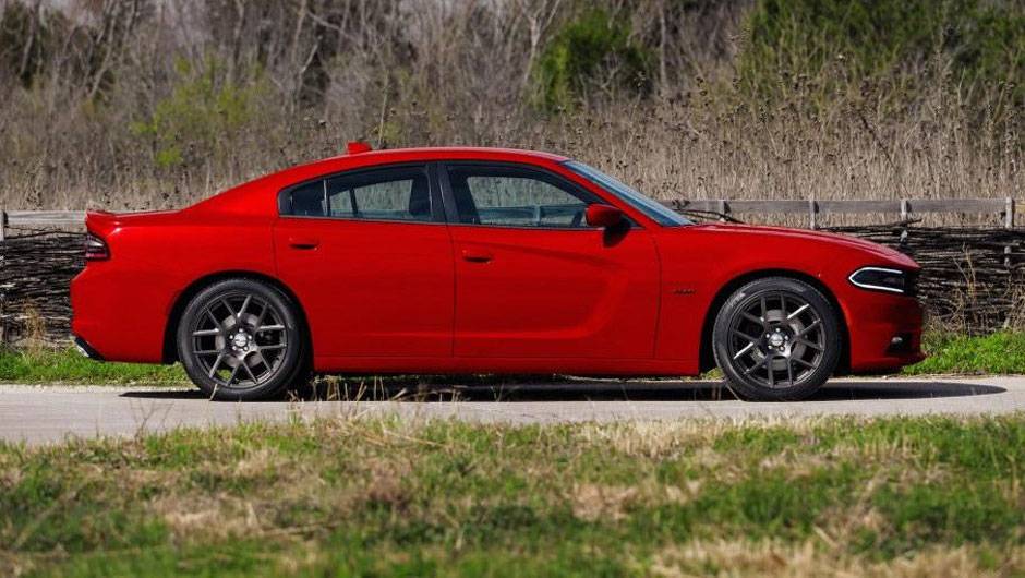 A empresa afirma que quase todos os painéis da carroceria foram alterados | <a href="https://beta-develop.quatrorodas.abril.com.br/noticias/saloes/new-york-2014/dodge-mostra-charger-2015-nova-york-780063.shtml" rel="migration">Leia mais</a> A empresa afirma que quase todos os painéis da carroceria foram alterados | <a href="https://beta-develop.quatrorodas.abril.com.br/noticias/saloes/new-york-2014/dodge-mostra-charger-2015-nova-york-780063.shtml" rel="migration">Leia mais</a>