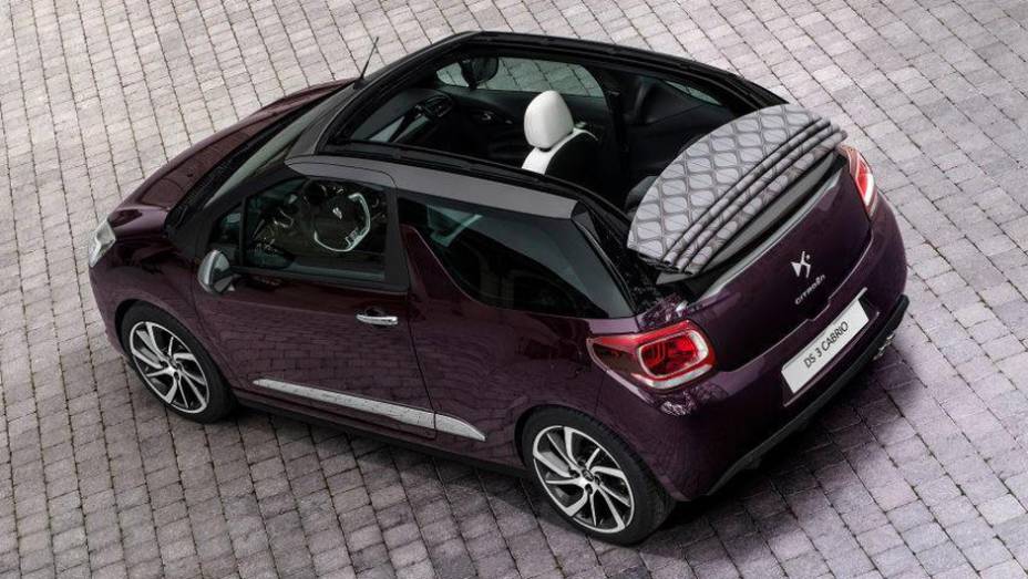 Tanto o hatch de duas portas quanto o convers&iacute;vel passaram por algumas atualiza&ccedil;&otilde;es externas, mas trazem como principal novidade a nova gama de motores j&aacute; adequados &agrave; Euro-6 | <a href="https://beta-develop.quatrorodas.abril.com.br/noticias/fabricantes/citroen-revela-fa" rel="migration"></a>