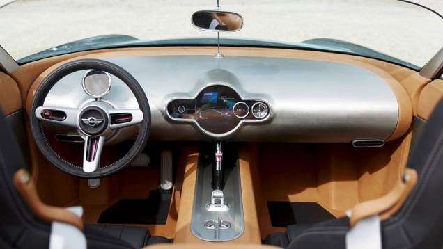 A ideia da marca foi tirar do interior do modelo todo excesso de equipamento e decoração | <a href="https://beta-develop.quatrorodas.abril.com.br/noticias/fabricantes/mini-superleggera-vision-concept-revelado-783801.shtml" rel="migration">Leia mais</a> A ideia da marca foi tirar do interior do modelo todo excesso de equipamento e decoração | <a href="https://beta-develop.quatrorodas.abril.com.br/noticias/fabricantes/mini-superleggera-vision-concept-revelado-783801.shtml" rel="migration">Leia mais</a>