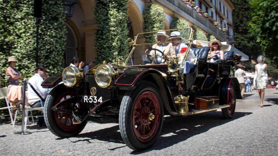 Rolls-Royce Silver Ghost - Concorso dEleganza Villa dEste 2014 | <a href="https://beta-develop.quatrorodas.abril.com.br/noticias/classicos//concorso-d-eleganza-villa-d-este-2014-premia-maserati-450-s-1956-como-best-of-show-784018.shtml" rel="migration">Leia mais</a>