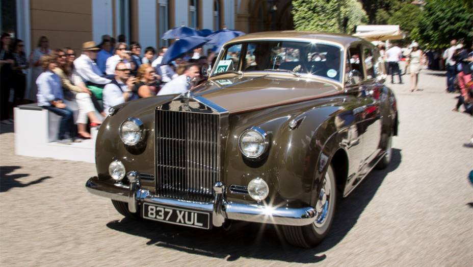 Rolls-Royce Silver Cloud I - Concorso dEleganza Villa dEste 2014 | <a href="https://beta-develop.quatrorodas.abril.com.br/noticias/classicos//concorso-d-eleganza-villa-d-este-2014-premia-maserati-450-s-1956-como-best-of-show-784018.shtml" rel="migration">Leia mais</a>