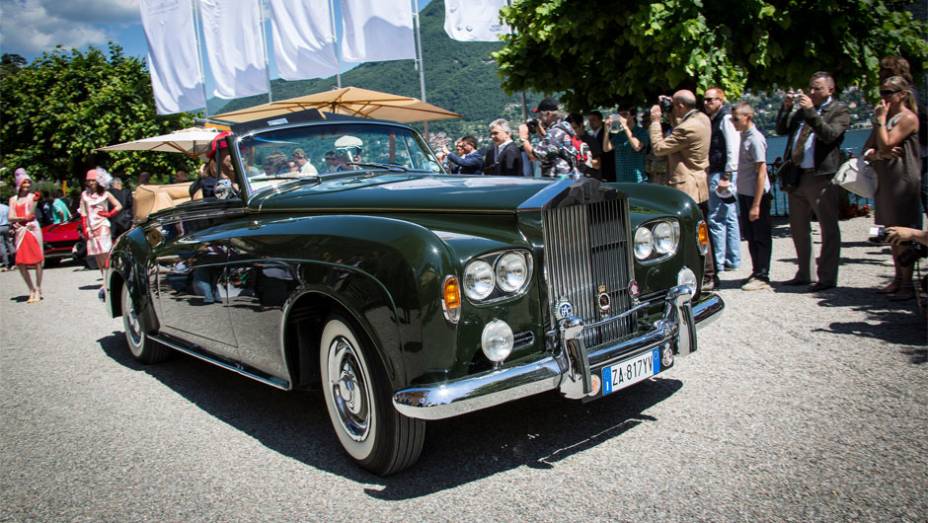 Rolls-Royce Silver Cloud III - Concorso dEleganza Villa dEste 2014 | <a href="https://beta-develop.quatrorodas.abril.com.br/noticias/classicos//concorso-d-eleganza-villa-d-este-2014-premia-maserati-450-s-1956-como-best-of-show-784018.shtml" rel="migration">Leia mais</a>