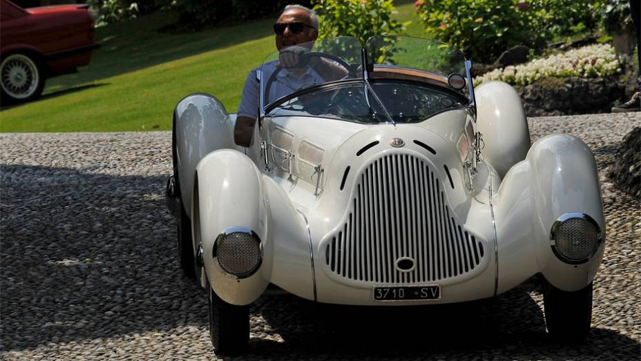 Alfa Romeo 6C 1750 GS Aprile - Concorso dEleganza Villa dEste 2014 | <a href="https://beta-develop.quatrorodas.abril.com.br/noticias/classicos//concorso-d-eleganza-villa-d-este-2014-premia-maserati-450-s-1956-como-best-of-show-784018.shtml" rel="migration">Leia mais</a>
