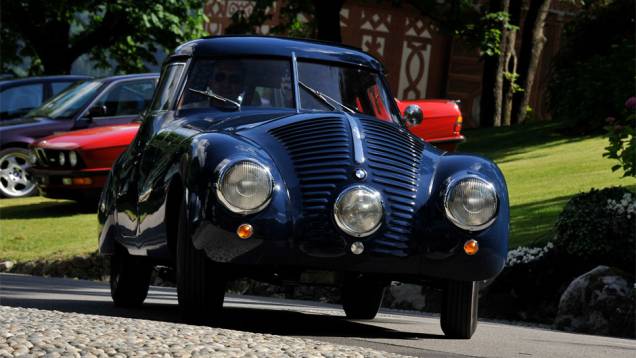 BMW 328 - Concorso dEleganza Villa dEste 2014 | <a href="https://beta-develop.quatrorodas.abril.com.br/noticias/classicos//concorso-d-eleganza-villa-d-este-2014-premia-maserati-450-s-1956-como-best-of-show-784018.shtml" rel="migration">Leia mais</a> BMW 328 - Concorso dEleganza Villa dEste 2014 | <a href="https://beta-develop.quatrorodas.abril.com.br/noticias/classicos//concorso-d-eleganza-villa-d-este-2014-premia-maserati-450-s-1956-como-best-of-show-784018.shtml" rel="migration">Leia mais</a>