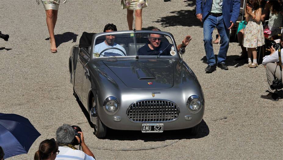 Cisitalia 202 B - Concorso dEleganza Villa dEste 2014 | <a href="https://beta-develop.quatrorodas.abril.com.br/noticias/classicos//concorso-d-eleganza-villa-d-este-2014-premia-maserati-450-s-1956-como-best-of-show-784018.shtml" rel="migration">Leia mais</a>