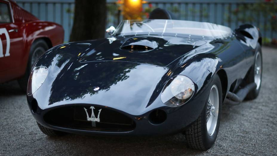 Maserati 450 S Roadster - Concorso dEleganza Villa dEste 2014 | <a href="https://beta-develop.quatrorodas.abril.com.br/noticias/classicos//concorso-d-eleganza-villa-d-este-2014-premia-maserati-450-s-1956-como-best-of-show-784018.shtml" rel="migration">Leia mais</a>