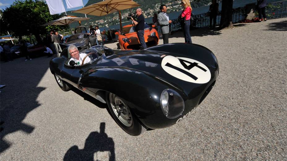 Jaguar D-Type - Concorso dEleganza Villa dEste 2014 | <a href="https://beta-develop.quatrorodas.abril.com.br/noticias/classicos//concorso-d-eleganza-villa-d-este-2014-premia-maserati-450-s-1956-como-best-of-show-784018.shtml" rel="migration">Leia mais</a>