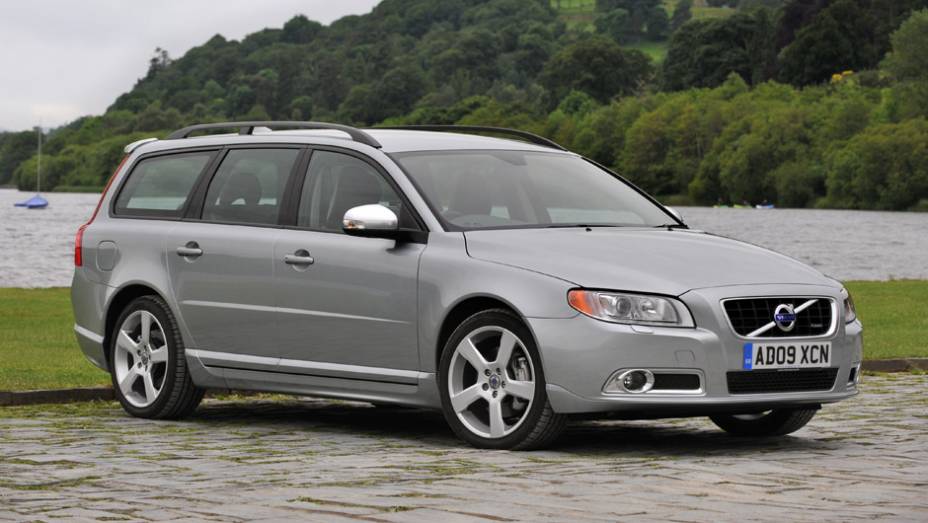 7 - Volvo V70/XC70 (vencedor da categoria "Carro executivo") | <a href="https://beta-develop.quatrorodas.abril.com.br/noticias/mercado/volkswagen-up-lidera-pesquisa-satisfacao-jd-power-2014-784586.shtml" rel="migration">Leia mais</a>