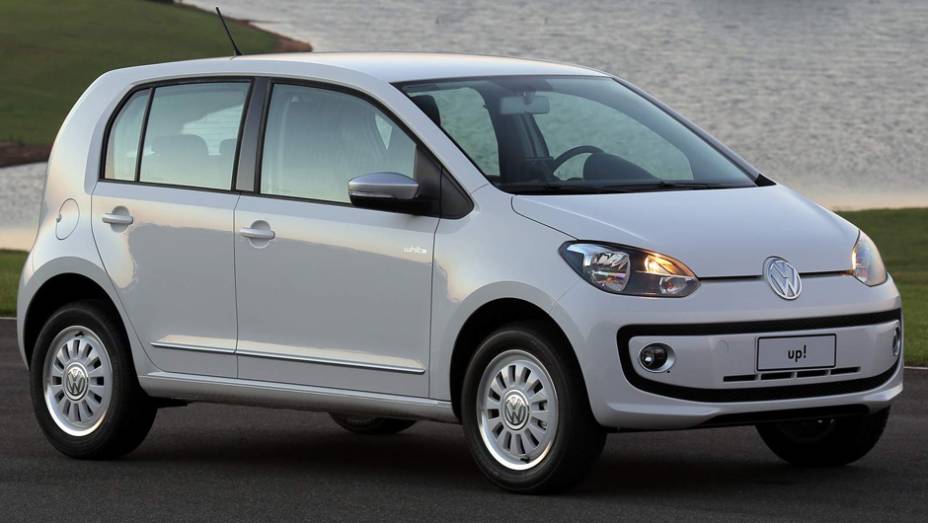 FLEX: 2) VW Up! - 9,1/13,2 (E/G) km/l na cidade e 9,9/14,3 (E/G) km/l na estrada | <a href="https://beta-develop.quatrorodas.abril.com.br/noticias/mercado/inmetro-atualiza-lista-carros-mais-economicos-pais-784794.shtml" rel="migration">Leia mais</a>