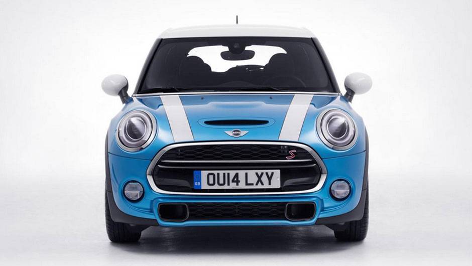 De frente, a aparência é idêntica ao modelo com três portas | <a href="https://beta-develop.quatrorodas.abril.com.br/noticias/fabricantes/mini-revela-seu-primeiro-hatch-cinco-portas-785094.shtml" rel="migration">Leia mais</a> De frente, a aparência é idêntica ao modelo com três portas | <a href="https://beta-develop.quatrorodas.abril.com.br/noticias/fabricantes/mini-revela-seu-primeiro-hatch-cinco-portas-785094.shtml" rel="migration">Leia mais</a>