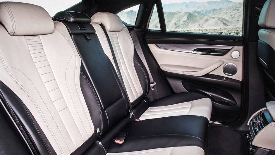 A chegada do renovado X6 ao mercado global est&aacute; prevista para o m&ecirc;s de dezembro | <a href="https://beta-develop.quatrorodas.abril.com.br/noticias/fabricantes/bmw-oficializa-x6-2015-785241.shtml" rel="migration">Leia mais</a>
