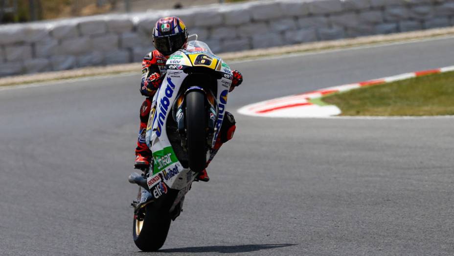 O terceiro colocado foi Stefan Bradl | <a href="https://beta-develop.quatrorodas.abril.com.br/moto/noticias/motogp-spargaro-surpreende-lidera-sexta-feira-786039.shtml" rel="migration">Leia mais</a>