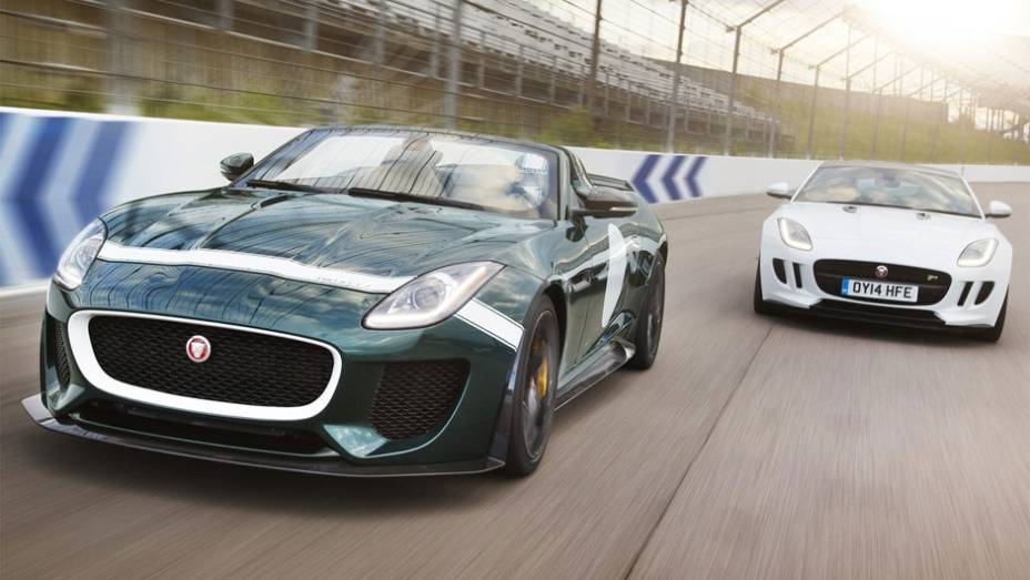 Atrelado a uma transmissão automática de oito velocidades, o roadster acelera de 0 a 100 km/h em apenas 3,9 segundos | <a href="https://beta-develop.quatrorodas.abril.com.br/noticias/fabricantes/oficial-jaguar-anuncia-f-type-project-7-787087.shtml" rel="migration">Leia mais</a>