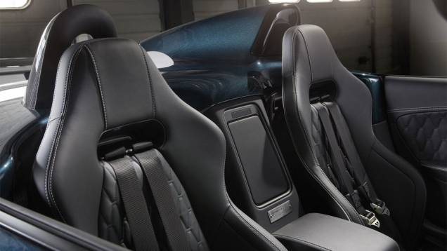 Bancos esportivos | <a href="https://beta-develop.quatrorodas.abril.com.br/noticias/fabricantes/oficial-jaguar-anuncia-f-type-project-7-787087.shtml" rel="migration">Leia mais</a> Bancos esportivos | <a href="https://beta-develop.quatrorodas.abril.com.br/noticias/fabricantes/oficial-jaguar-anuncia-f-type-project-7-787087.shtml" rel="migration">Leia mais</a>