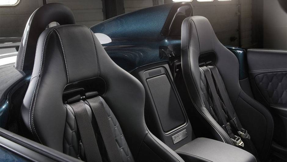 Bancos esportivos | <a href="https://beta-develop.quatrorodas.abril.com.br/noticias/fabricantes/oficial-jaguar-anuncia-f-type-project-7-787087.shtml" rel="migration">Leia mais</a> Bancos esportivos | <a href="https://beta-develop.quatrorodas.abril.com.br/noticias/fabricantes/oficial-jaguar-anuncia-f-type-project-7-787087.shtml" rel="migration">Leia mais</a>