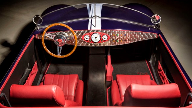 Elas oferecem, respectivamente, cinco, 20 e 53 cv de potência | <a href="https://beta-develop.quatrorodas.abril.com.br/noticias/fabricantes/visual-classico-carice-mk1-revelado-790460.shtml" rel="migration">Leia mais</a> Elas oferecem, respectivamente, cinco, 20 e 53 cv de potência | <a href="https://beta-develop.quatrorodas.abril.com.br/noticias/fabricantes/visual-classico-carice-mk1-revelado-790460.shtml" rel="migration">Leia mais</a>
