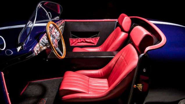 Num primeiro momento, ser&atilde;o produzidas apenas 10 unidades do MK1. Cada uma delas ser&aacute; vendida por 22 mil euros | <a href="https://beta-develop.quatrorodas.abril.com.br/noticias/fabricantes/visual-classico-carice-mk1-revelado-790460.shtml" rel="migration">Leia mais</a>