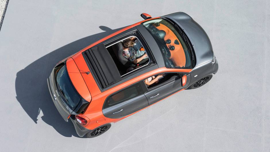 Em relação às opções de motorização, num primeiro momento, haverá duas possibilidades: 1.0 naturalmente aspirado, oferecendo 70 cavalos de potência e 9,3 kgfm de torque, e 0.9 turbo, entregando 89 cv e 13,8 kgfm | <a href="https://beta-develop.quatrorodas.abril.com.br/" rel="migration"></a> Em relação às opções de motorização, num primeiro momento, haverá duas possibilidades: 1.0 naturalmente aspirado, oferecendo 70 cavalos de potência e 9,3 kgfm de torque, e 0.9 turbo, entregando 89 cv e 13,8 kgfm | <a href="https://beta-develop.quatrorodas.abril.com.br/" rel="migration"></a>