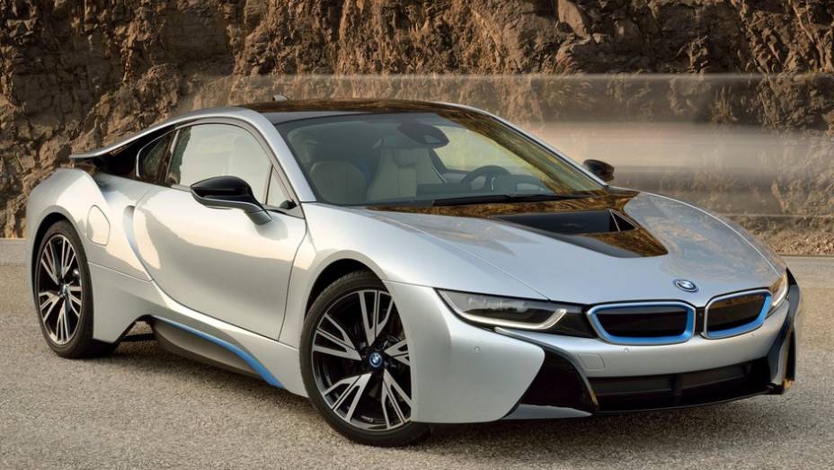 BMW i8 | <a href="https://beta-develop.quatrorodas.abril.com.br/noticias/mercado/candidatos-carro-ano-2015-europa-sao-revelados-791548.shtml" rel="migration">Leia mais</a>