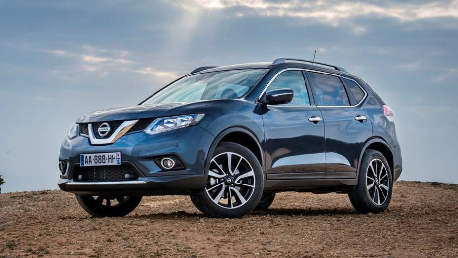 Nissan X-Trail | <a href="https://beta-develop.quatrorodas.abril.com.br/noticias/mercado/candidatos-carro-ano-2015-europa-sao-revelados-791548.shtml" rel="migration">Leia mais</a>