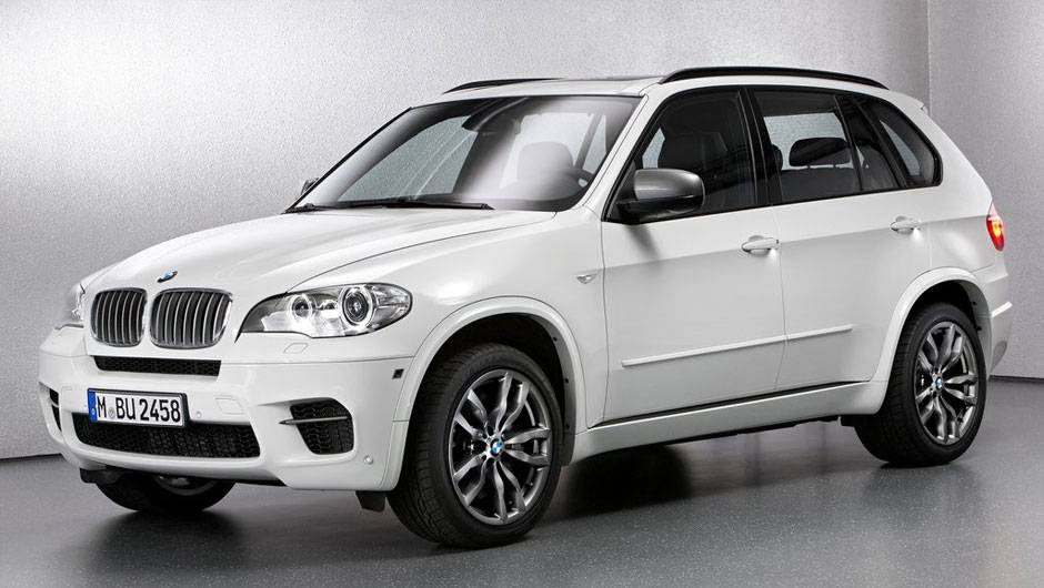 O d&eacute;cimo lugar da pesquisa ficou com o utilit&aacute;rio esportivo BMW X5, que deixou seus conterr&acirc;neos Audi Q7 e Mercedes-Benz ML para tr&aacute;s | <a href="https://beta-develop.quatrorodas.abril.com.br/noticias/mercado/pesquisa-revela-carros-preferidos-milionarios-americanos-69734" rel="migration"></a>