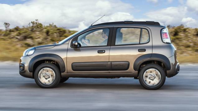 Foram promovidas leves modificações na estética do modelo, incluindo a carroceria | <a href="https://beta-develop.quatrorodas.abril.com.br/carros/lancamentos/fiat-novo-uno-2015-798881.shtml" rel="migration">Leia mais</a> Foram promovidas leves modificações na estética do modelo, incluindo a carroceria | <a href="https://beta-develop.quatrorodas.abril.com.br/carros/lancamentos/fiat-novo-uno-2015-798881.shtml" rel="migration">Leia mais</a>