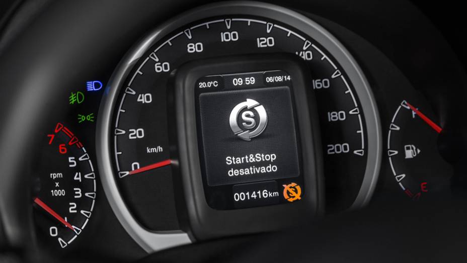 A Fiat destaca o fato de o Novo Uno 2015 ser o primeiro carro produzido no Brasil a contar com o sistema Start&Stop (item de série na nova versão Evolution) | <a href="https://beta-develop.quatrorodas.abril.com.br/carros/lancamentos/fiat-novo-uno-2015-798881.shtml" rel="migration">Lei</a>